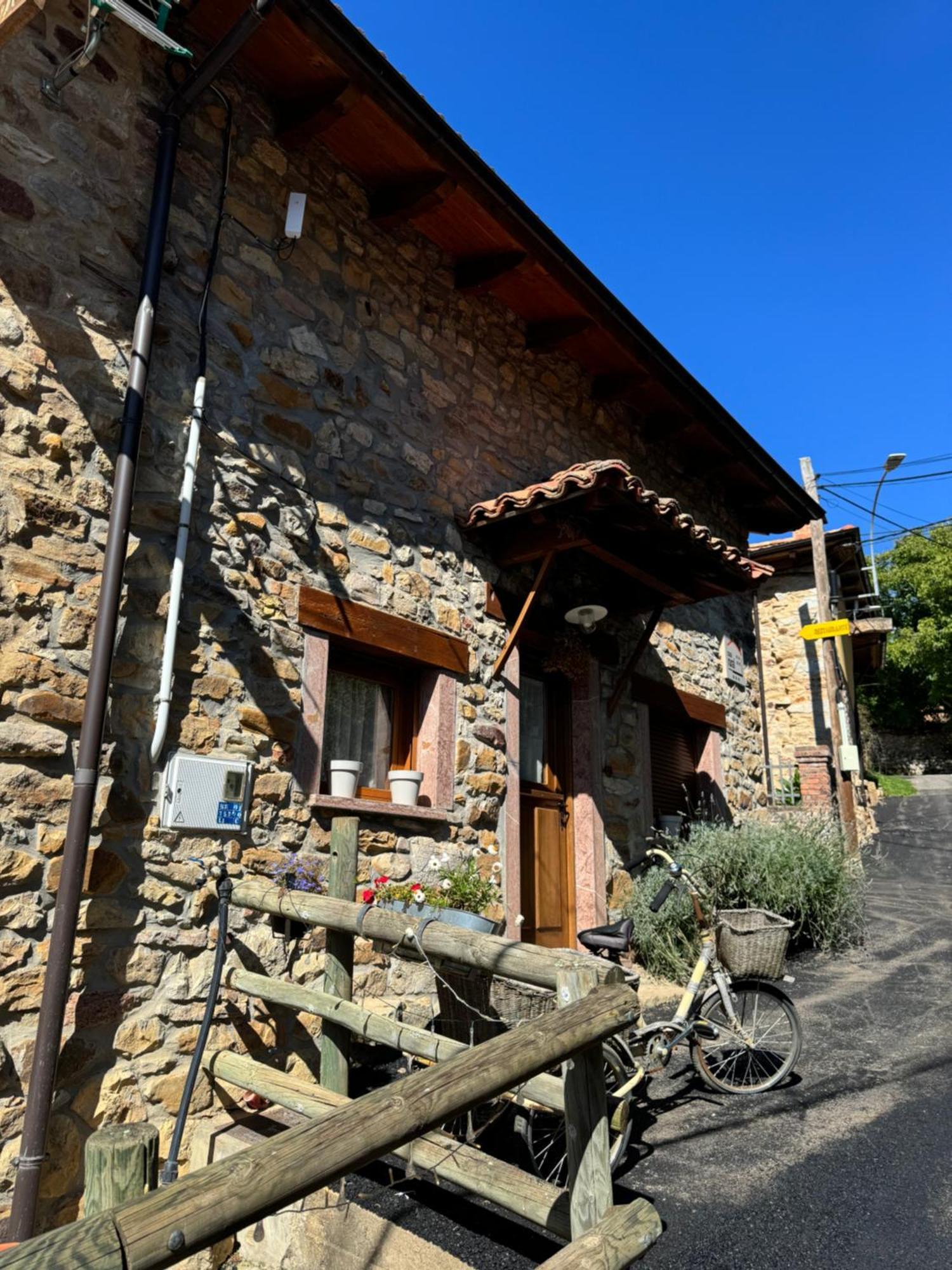 El Refugio I De Verdiago Luaran gambar